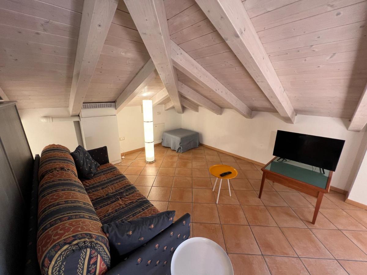 Studio Apartments Baia Azzurra 7 Torbole Sul Garda Екстер'єр фото
