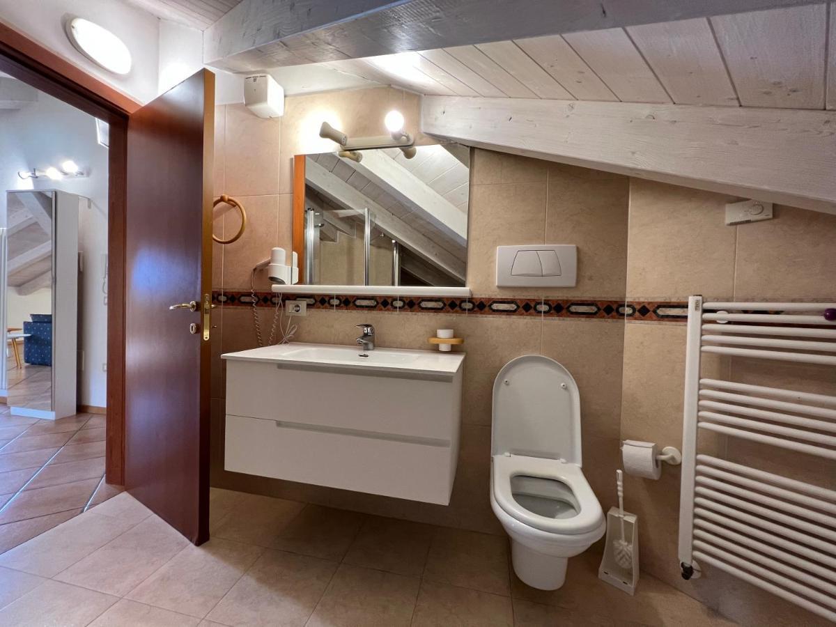 Studio Apartments Baia Azzurra 7 Torbole Sul Garda Екстер'єр фото