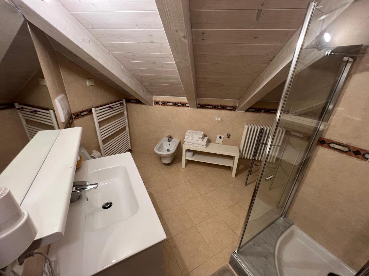 Studio Apartments Baia Azzurra 7 Torbole Sul Garda Екстер'єр фото