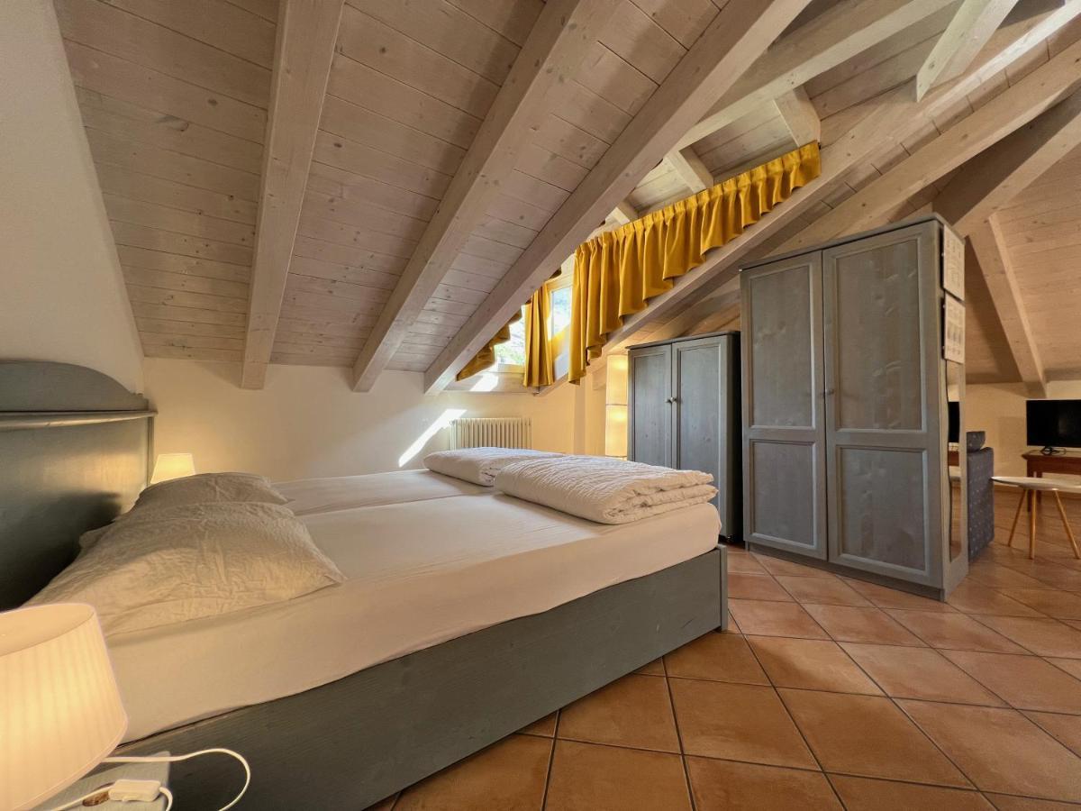 Studio Apartments Baia Azzurra 7 Torbole Sul Garda Екстер'єр фото